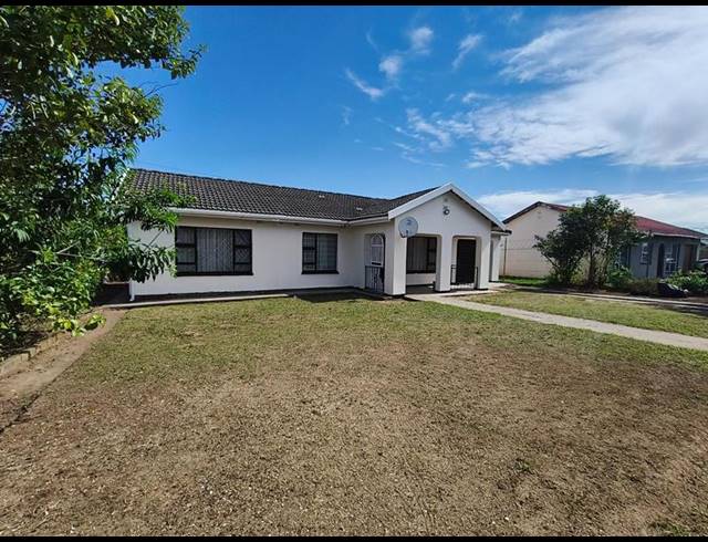 4 BEDROOM HOUSE FOR SALE IN HILLCREST
